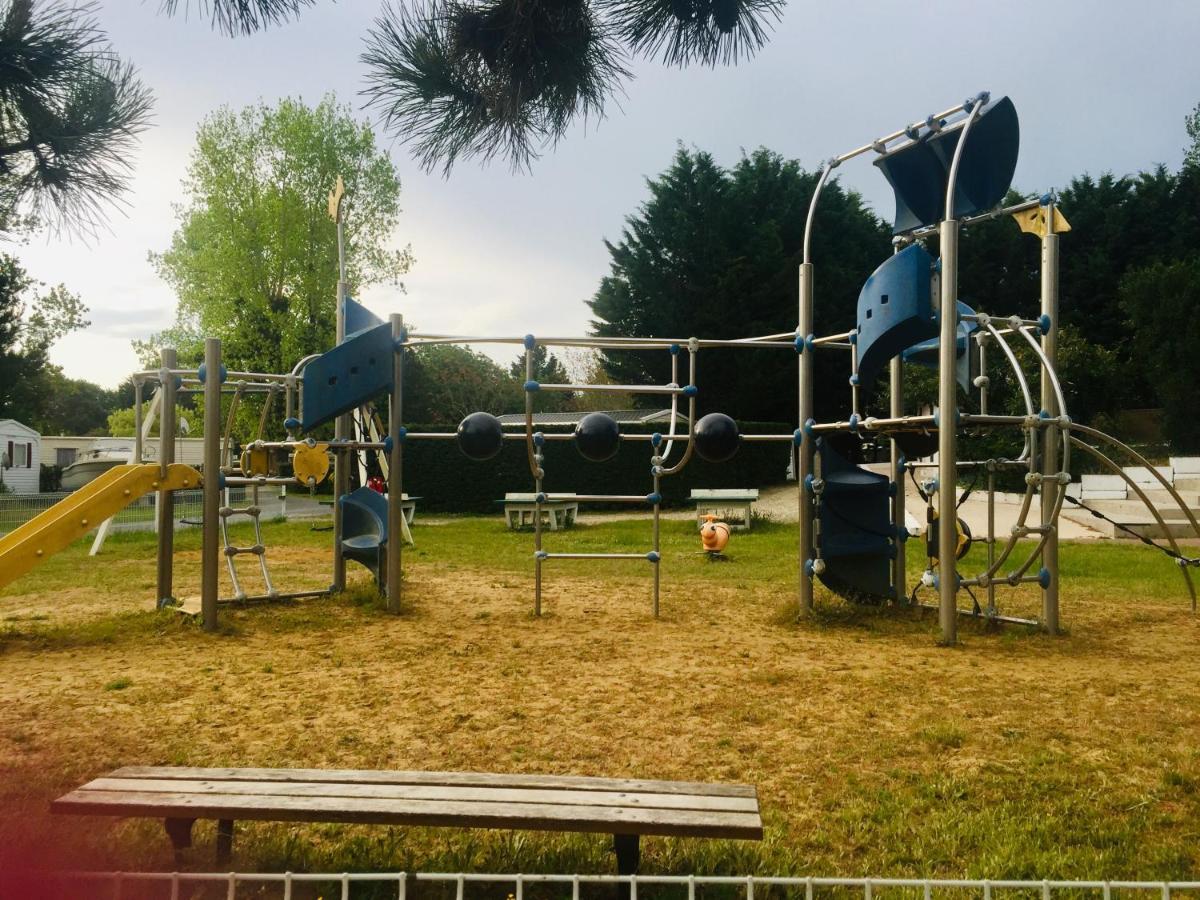 Mobil-Home La Palmyre - Zoo, Plage, Animations Les Mathes Exteriör bild